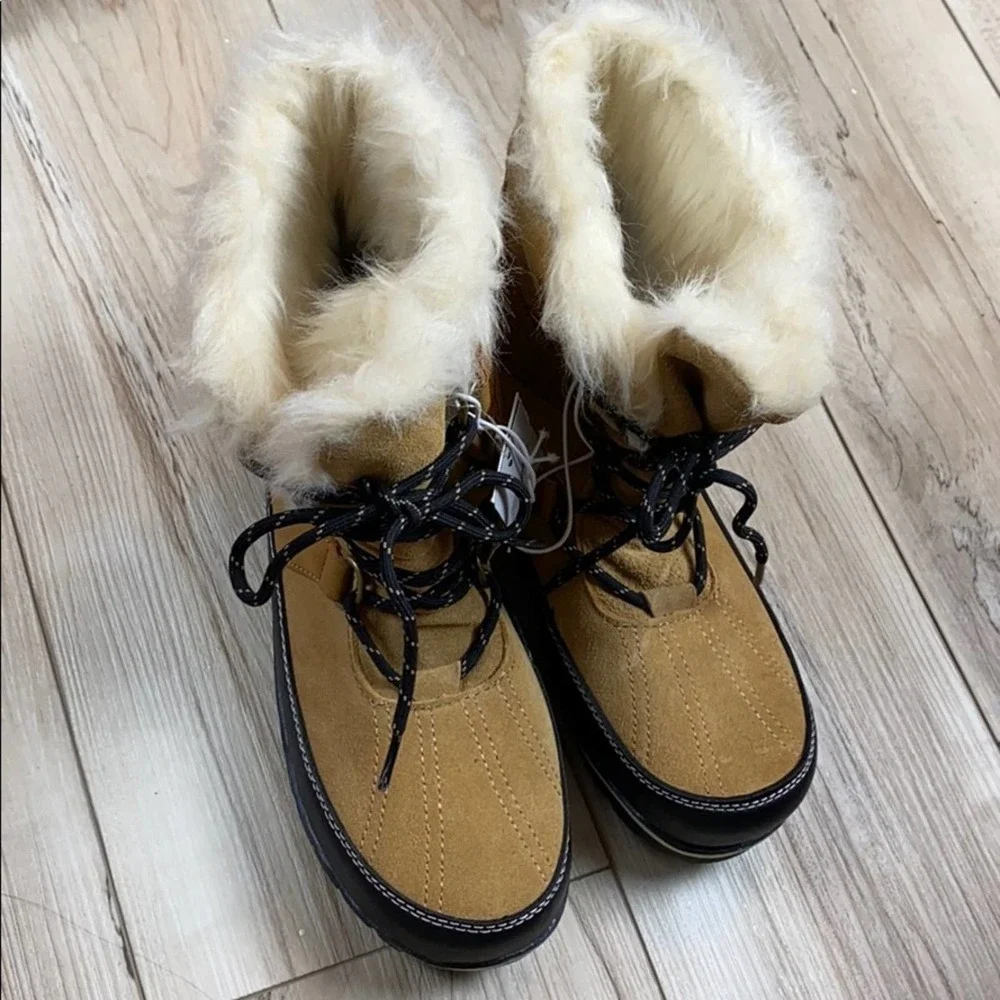 C9 Champion Women's Ellysia Short Winter Boots 9